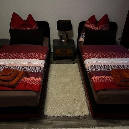 Schoene Wohnung In Bestlage Inclusive Parkplatz Лейпциг Экстерьер фото
